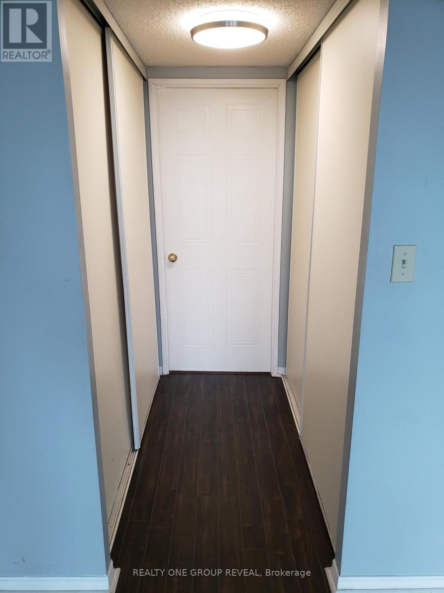 1705 - 400 Mclevin Avenue, Toronto, Ontario  M1B 5J4 - Photo 8 - E13649564