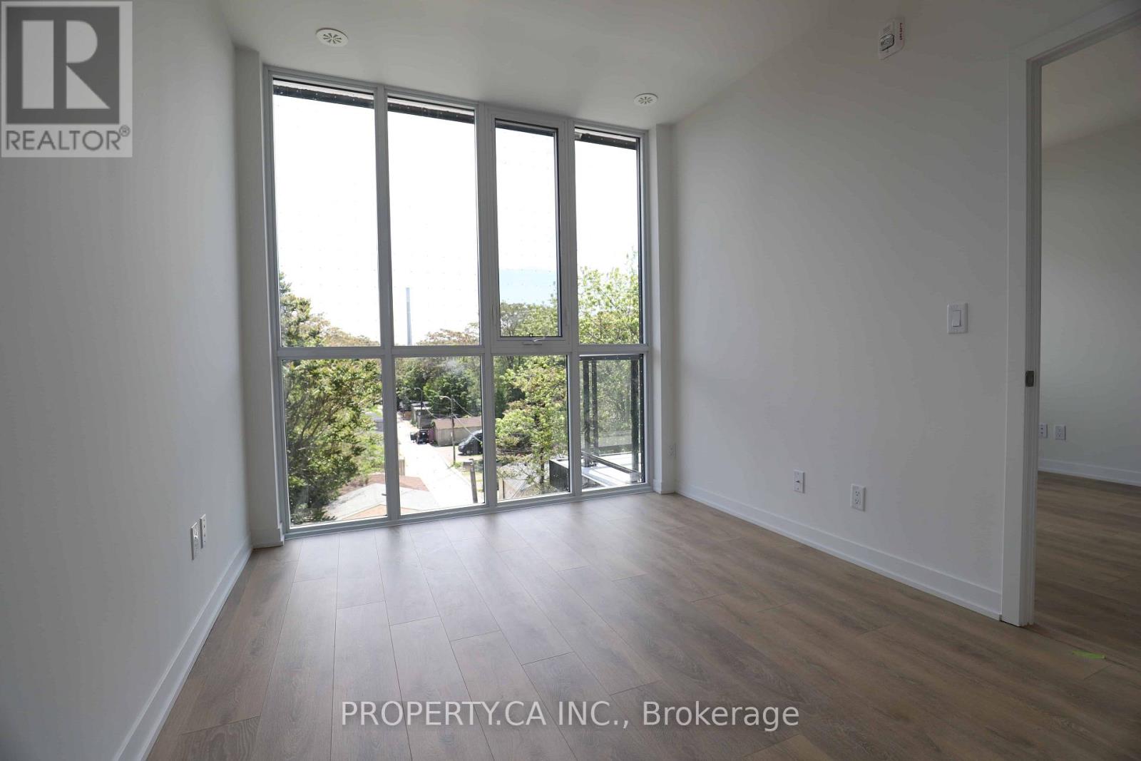 410 - 899 Queen Street E, Toronto, Ontario  M4M 0C8 - Photo 9 - E13649666