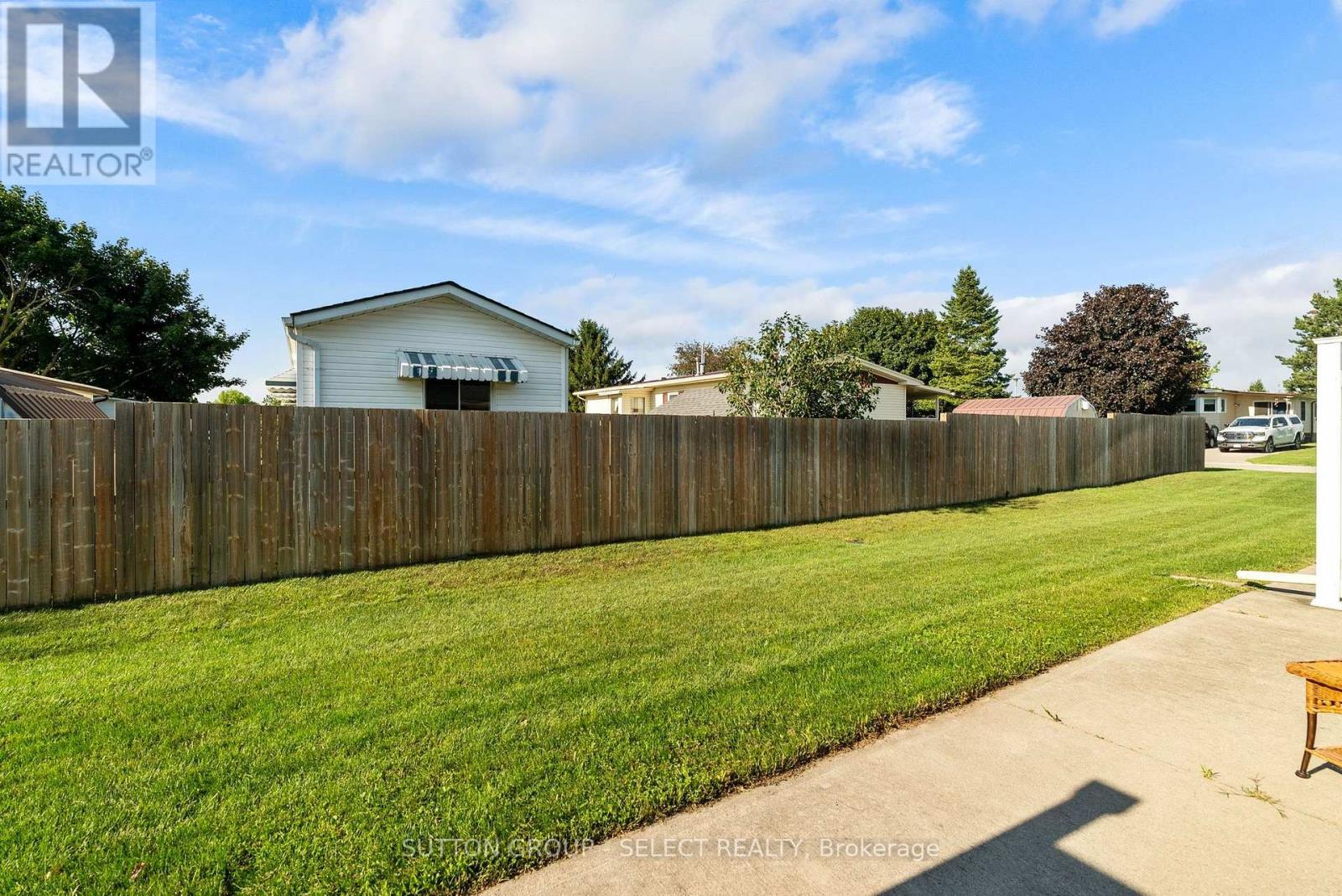 14 Devon Drive, South Huron, Ontario  N0M 1S3 - Photo 32 - X13649606