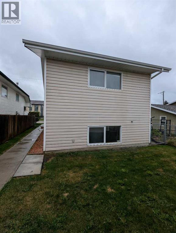 4727 44 Street, Sylvan Lake, Alberta  T4S 1N5 - Photo 17 - A2318198