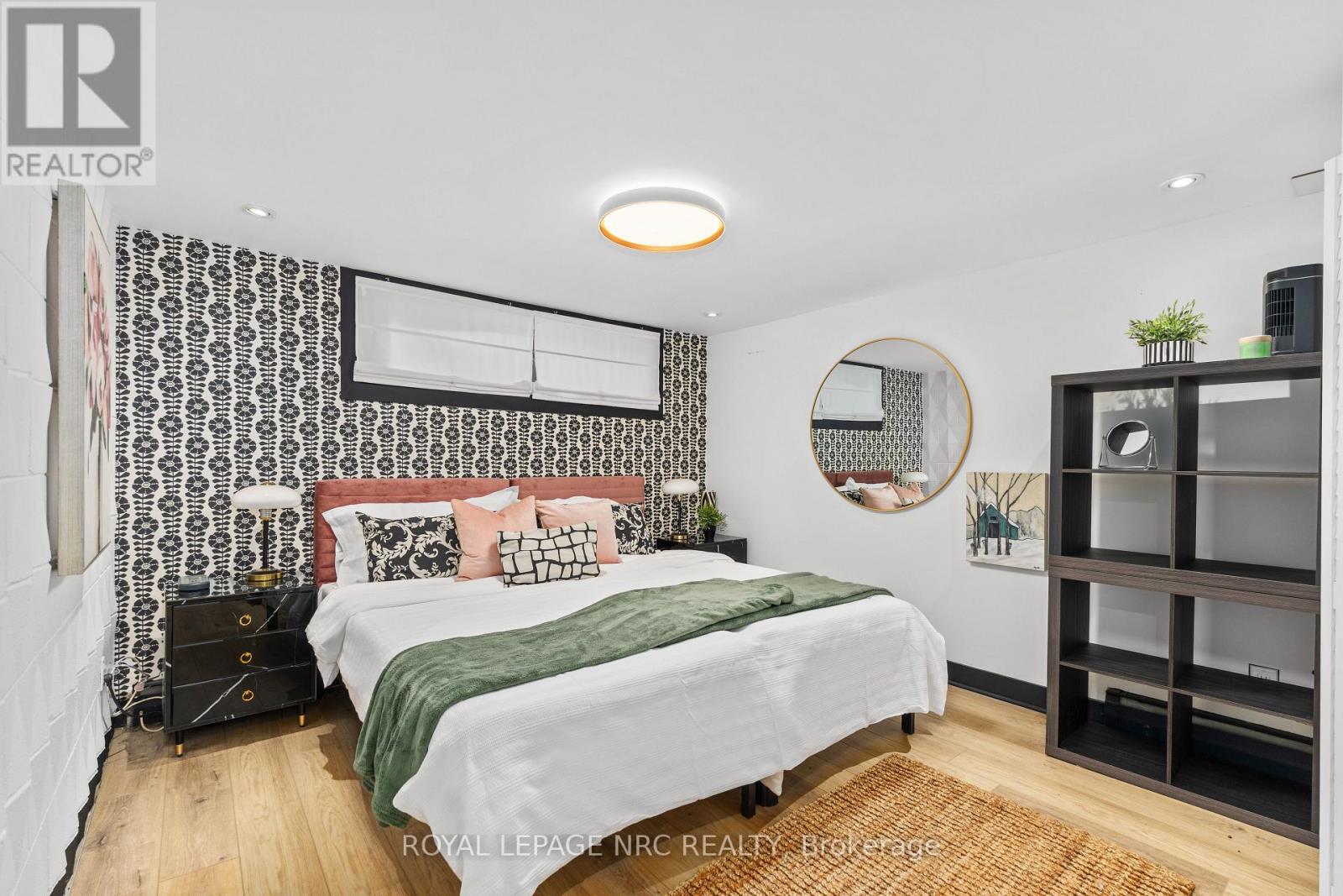 180 Woodside Drive, St. Catharines, Ontario  L2T 1X6 - Photo 34 - X13536254