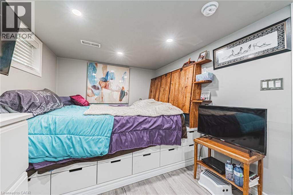 242 East 43rd Street, Hamilton, Ontario  L8T 3C5 - Photo 29 - 40828499