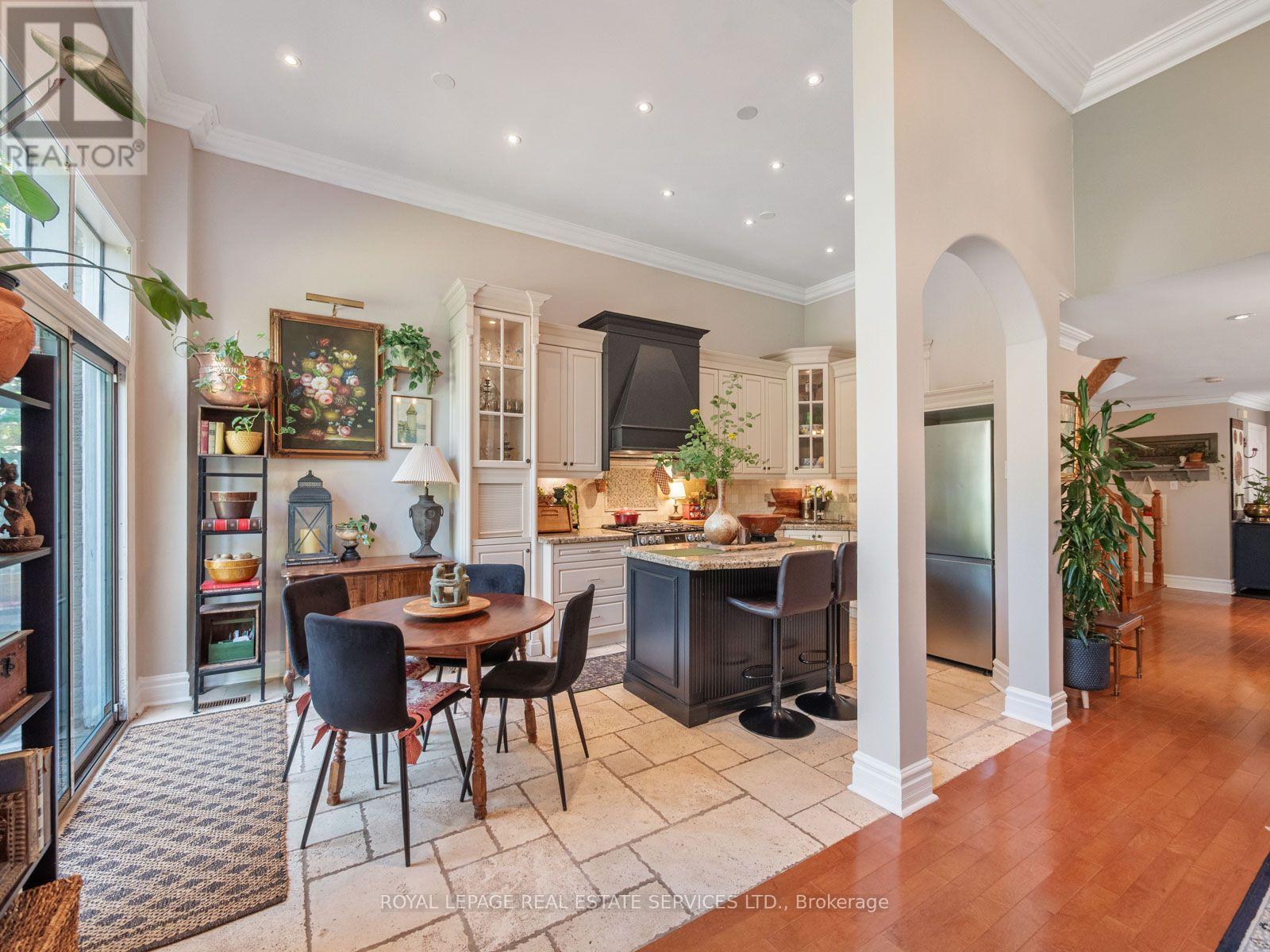84 Sandway Crescent, Vaughan, Ontario  L6A 2M3 - Photo 11 - N13649540