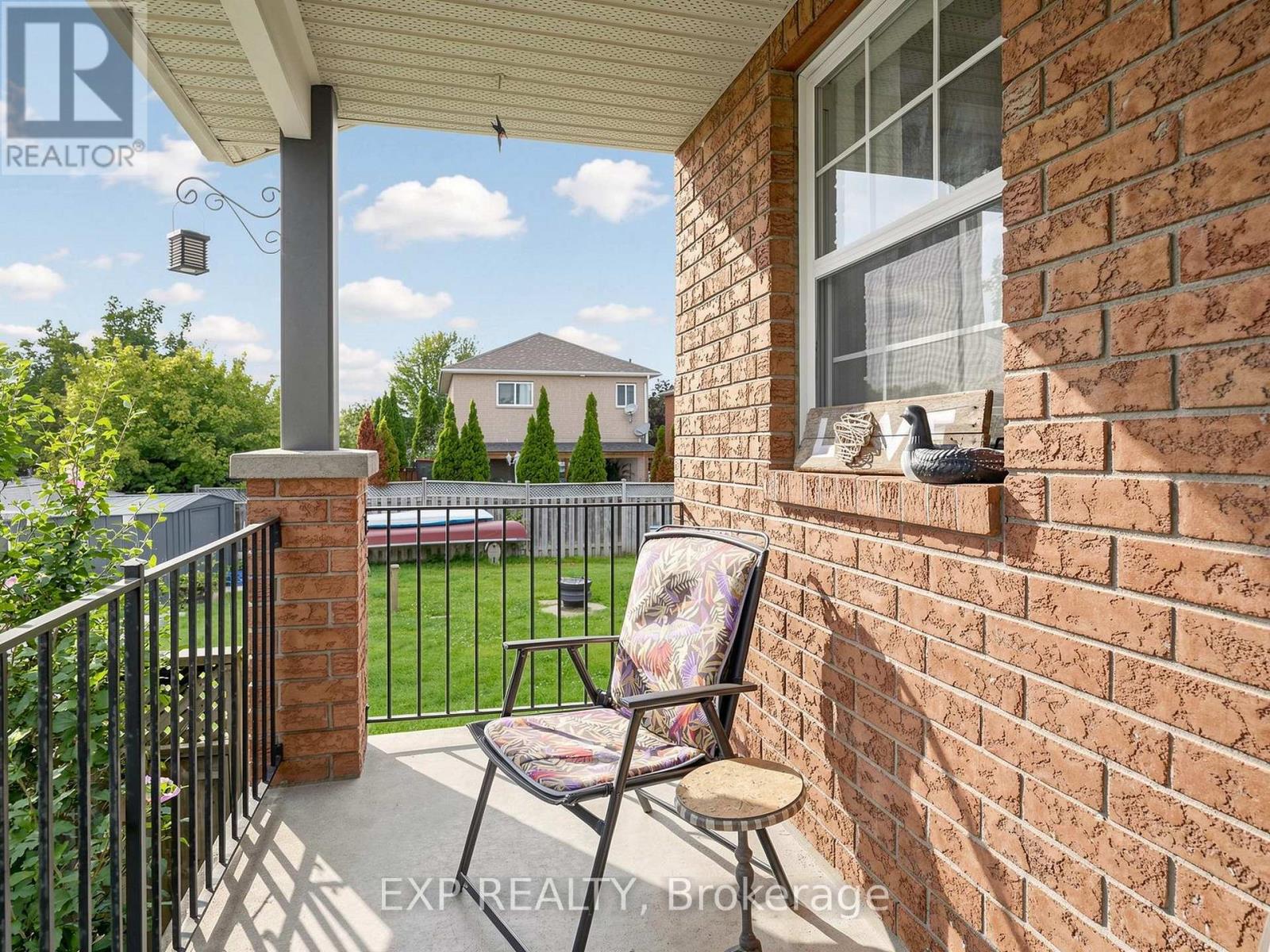 33 Wrendale Crescent, Georgina, Ontario  L4P 4C4 - Photo 4 - N13649660