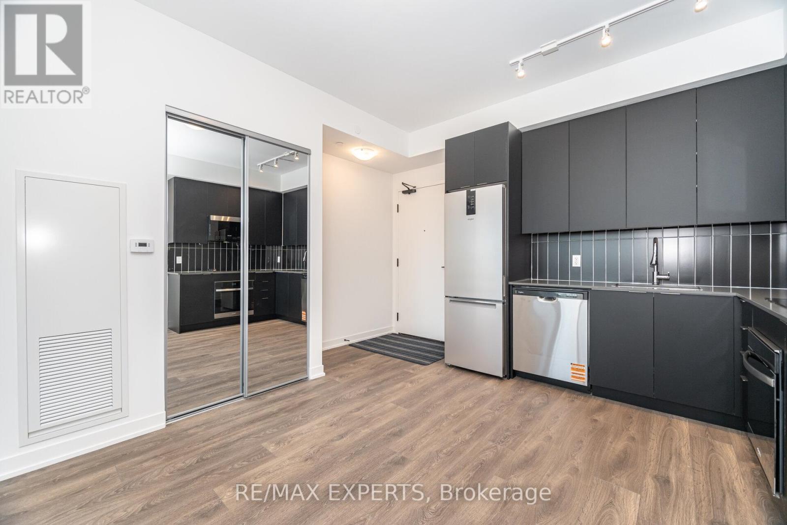 1824 - 498 Caldari Road, Vaughan, Ontario L4K 0R6 - Photo 10 - N13649810