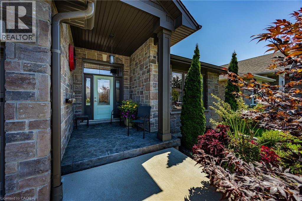 7 Stonebridge Place, Simcoe, Ontario  N3Y 4K1 - Photo 3 - 40853527