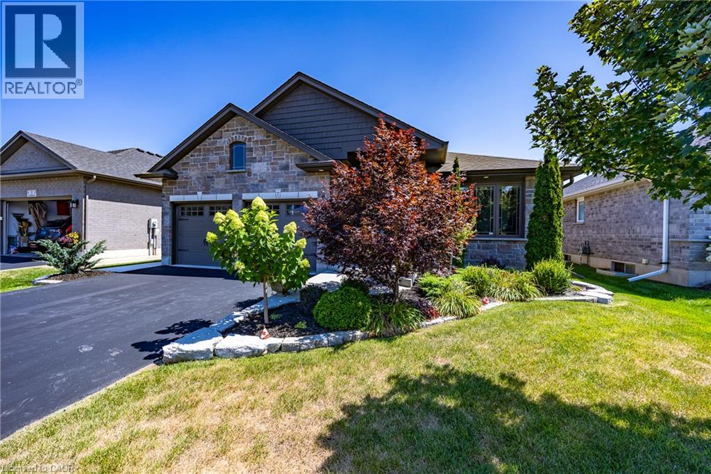 7 Stonebridge Place, Simcoe, Ontario  N3Y 4K1 - Photo 2 - 40853527