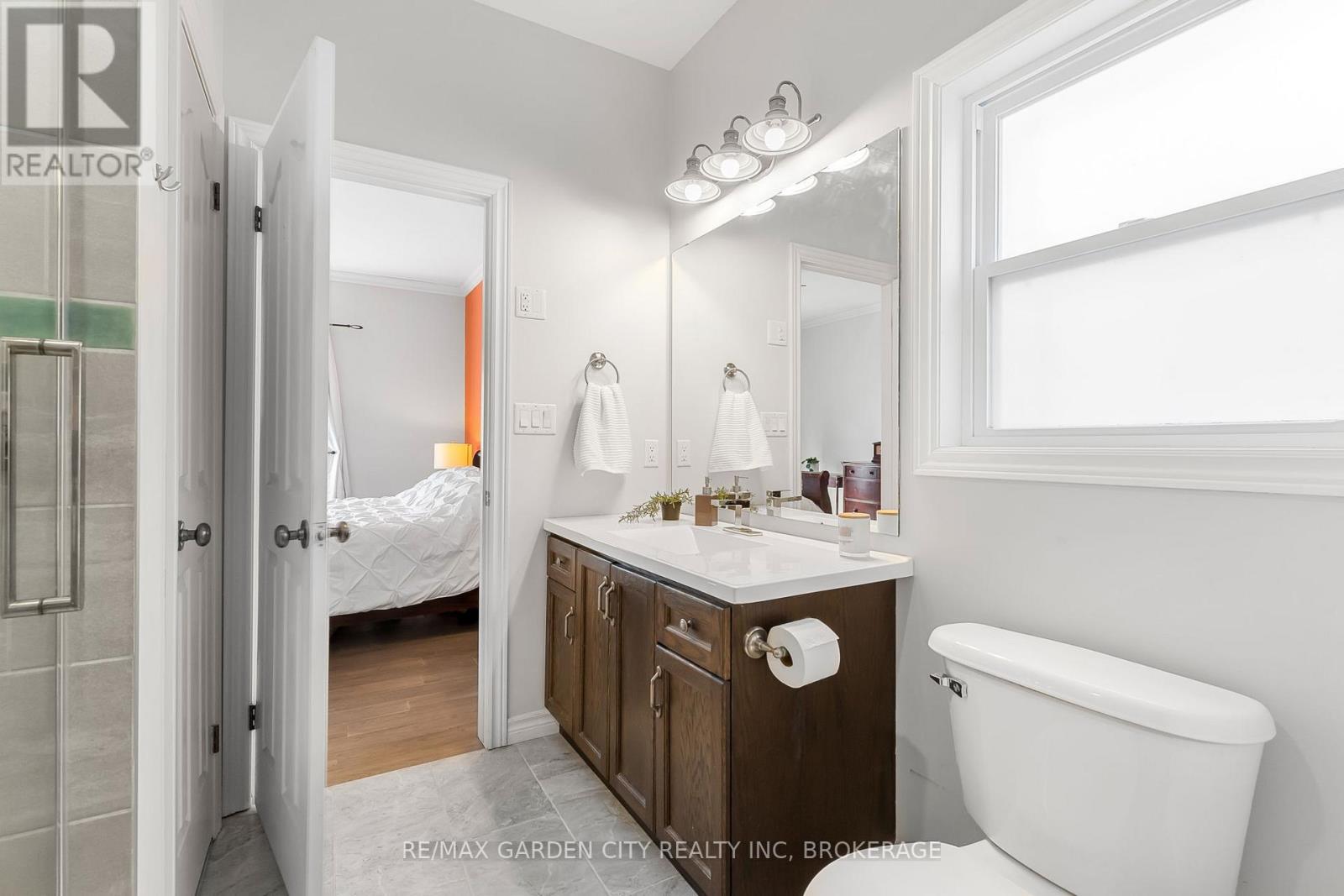4022 Bush Crescent, Lincoln, Ontario L3J 0H2 - Photo 20 - X13649548