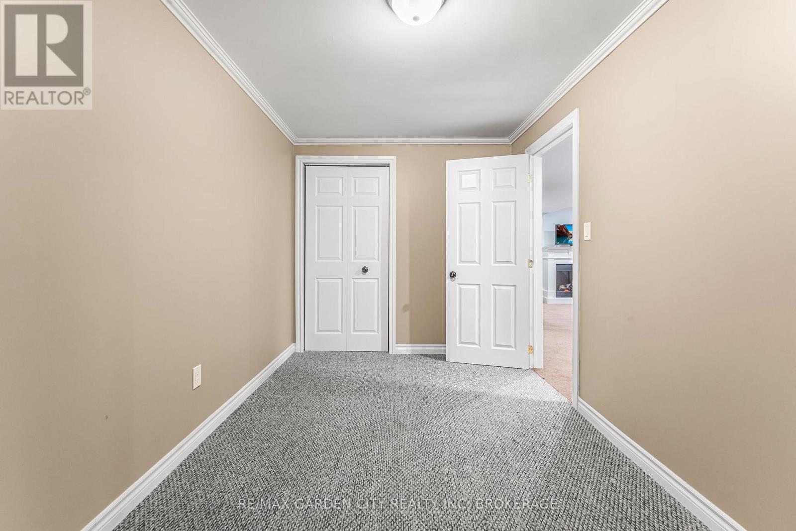4022 Bush Crescent, Lincoln, Ontario L3J 0H2 - Photo 27 - X13649548