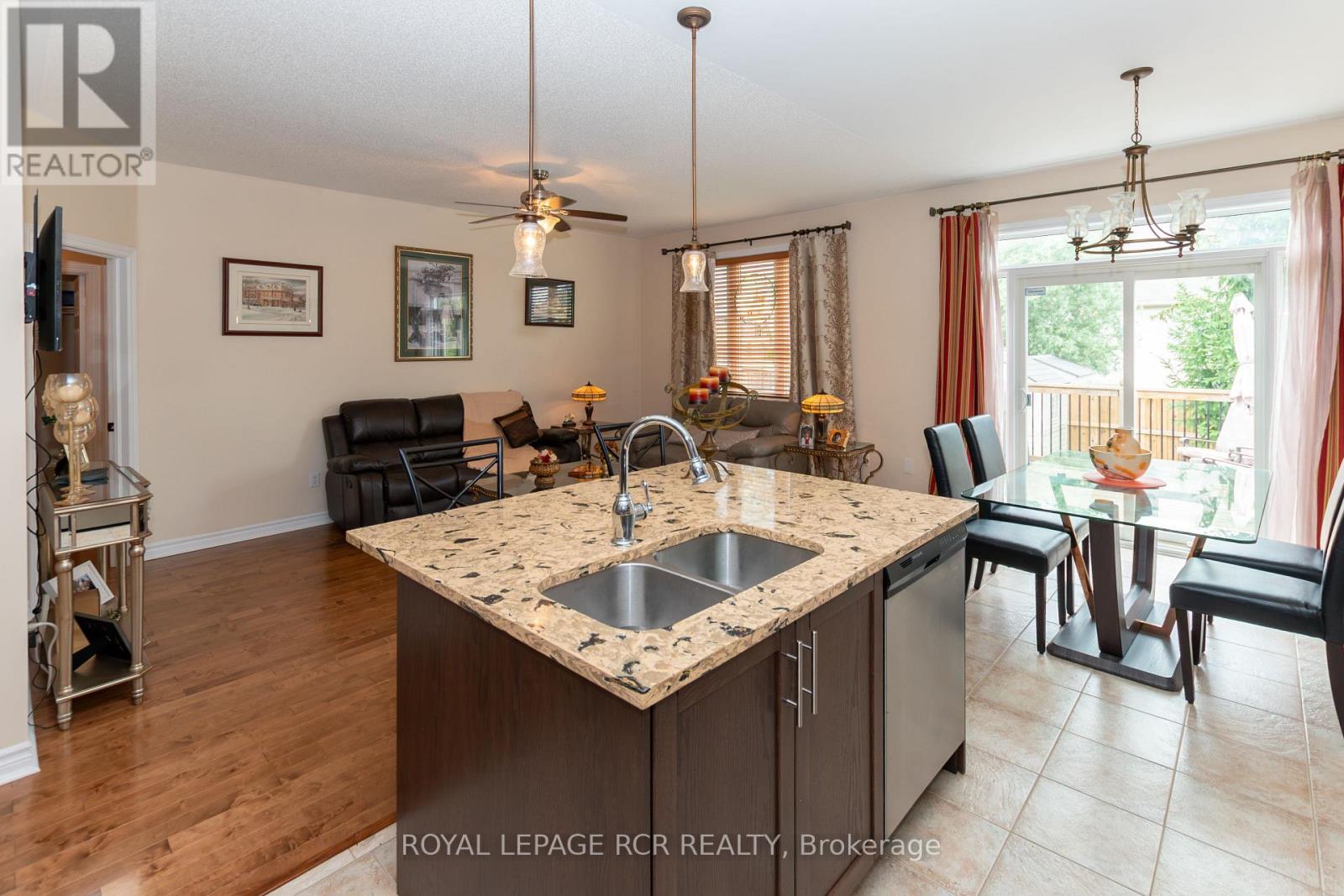 135 White Sands Way, Wasaga Beach, Ontario  L9Z 0E3 - Photo 7 - S13649526