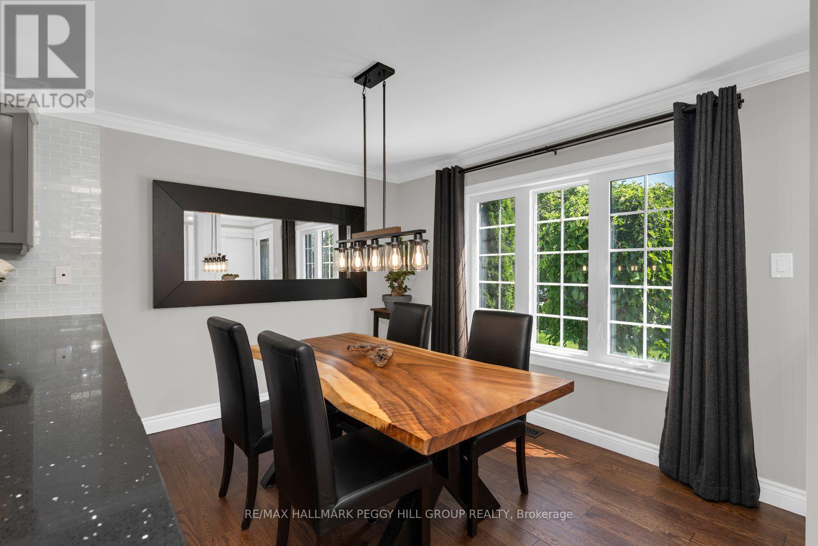105 Columbia Road, Barrie, Ontario  L4N 8E5 - Photo 4 - S13649866