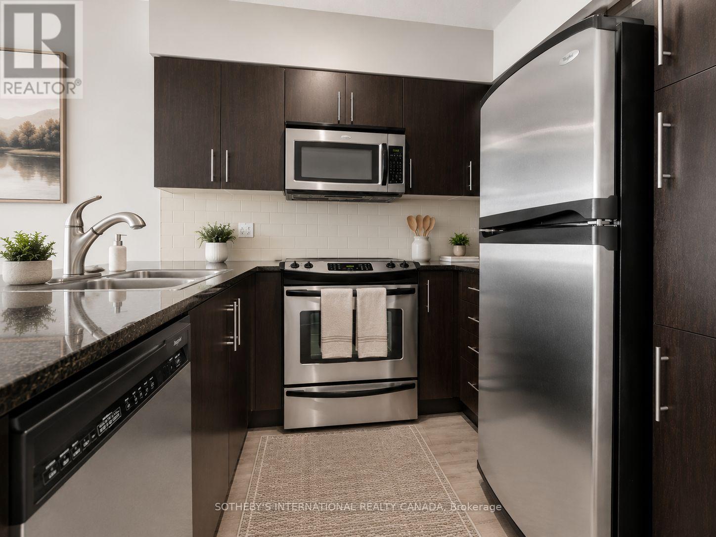 2007 - 15 Windermere Avenue, Toronto, Ontario M6S 5A2 - Photo 4 - W13649514