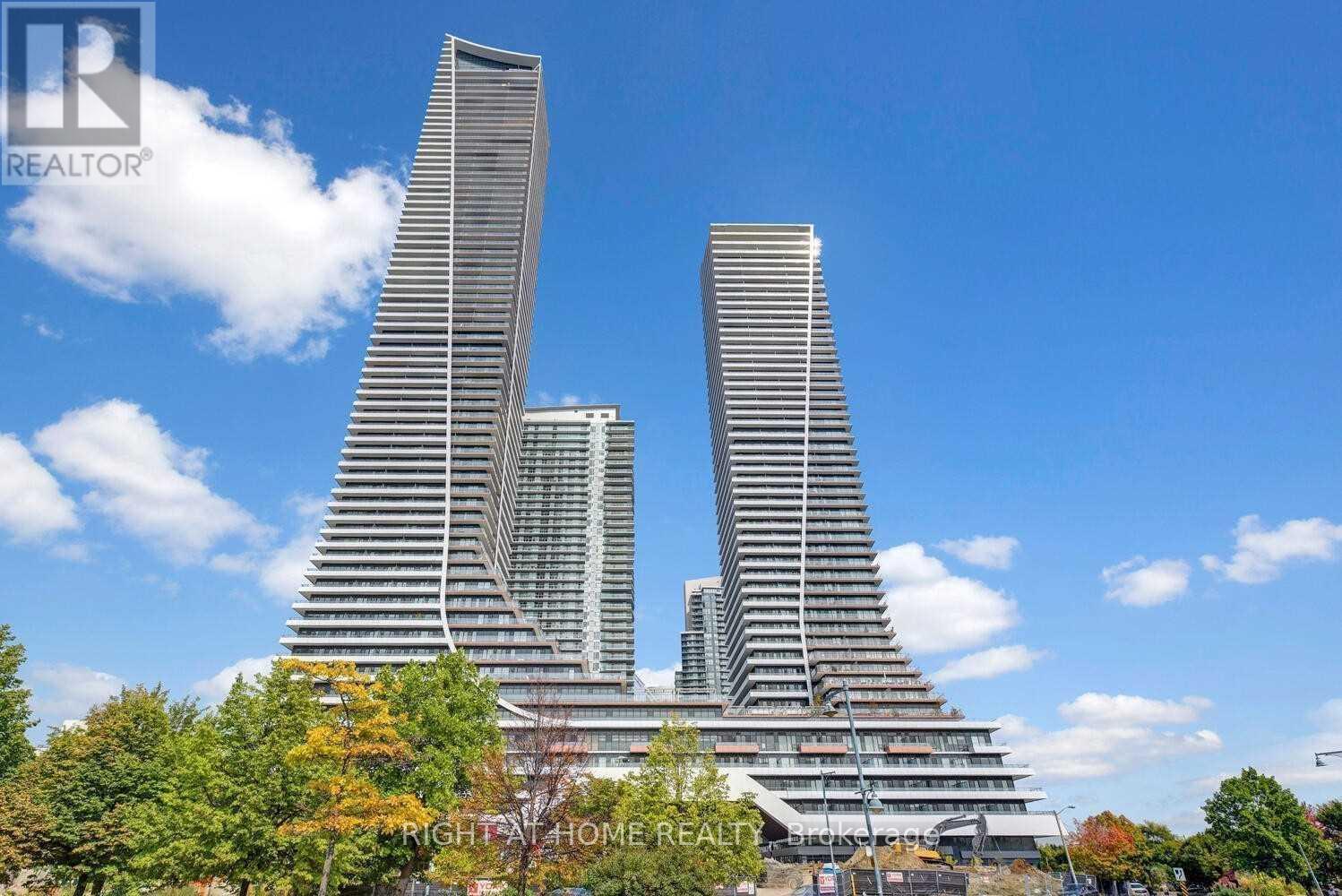 5604 - 30 Shore Breeze Dr Drive, Toronto, Ontario  M8V 0J1 - Photo 1 - W13649566