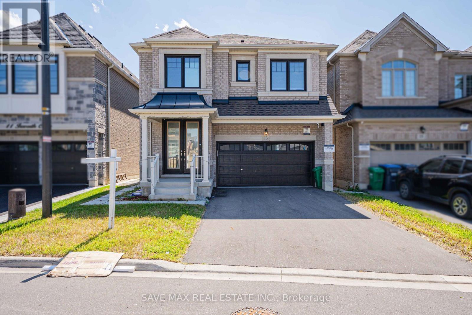 13 Ixworth Circle, Brampton, Ontario  L6Y 6J8 - Photo 1 - W13649568