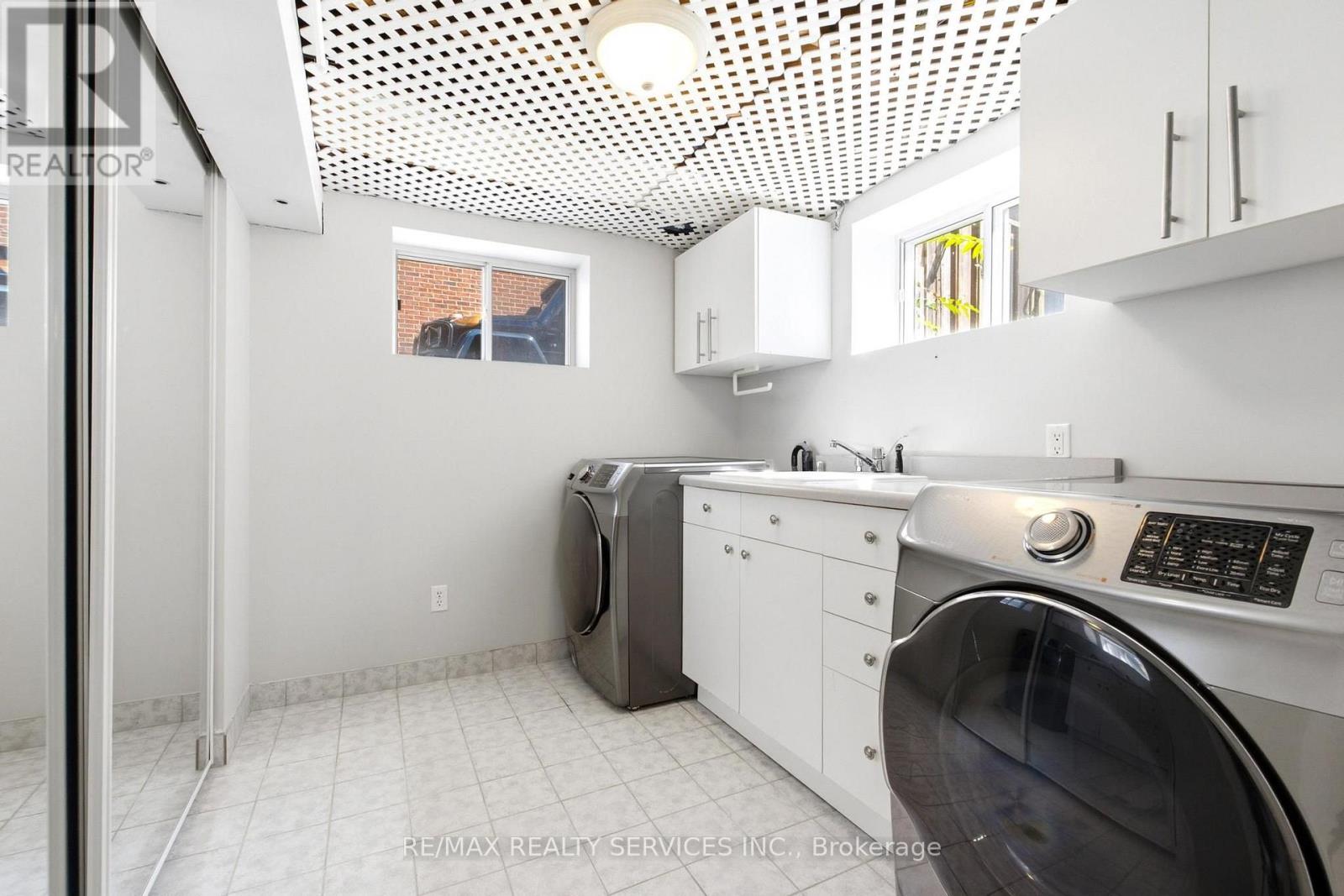 1544 Alexandra Boulevard, Mississauga, Ontario  L5E 2B6 - Photo 28 - W13649610