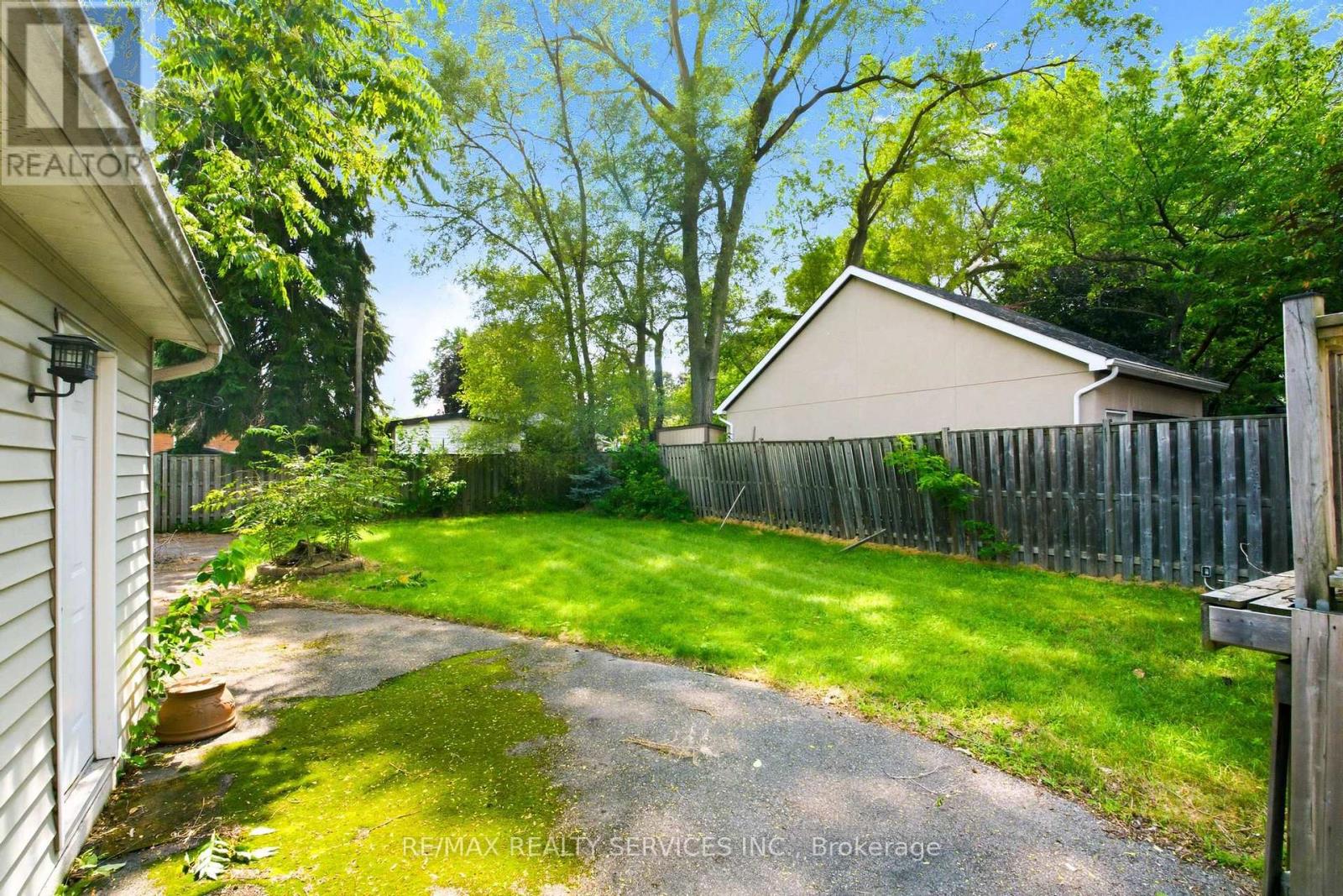 1544 Alexandra Boulevard, Mississauga, Ontario  L5E 2B6 - Photo 29 - W13649610