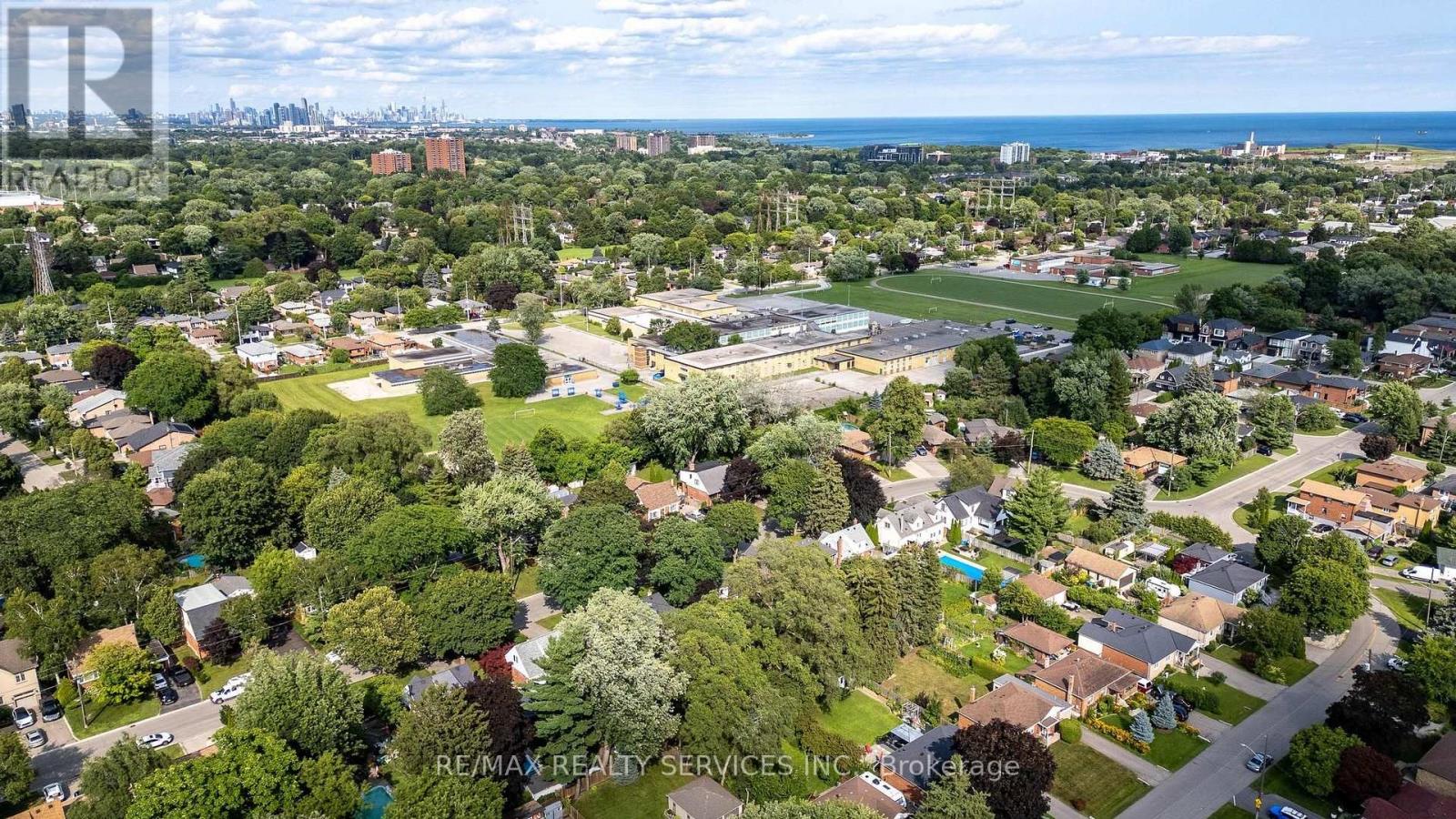 1544 Alexandra Boulevard, Mississauga, Ontario  L5E 2B6 - Photo 47 - W13649610