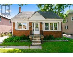 1544 ALEXANDRA BOULEVARD, Mississauga, Ontario