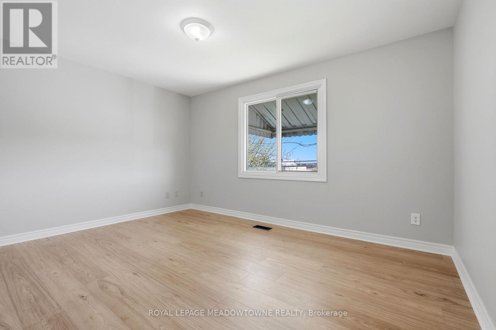 82 Maple Avenue, Halton Hills, Ontario  L7G 1X7 - Photo 13 - W13649670