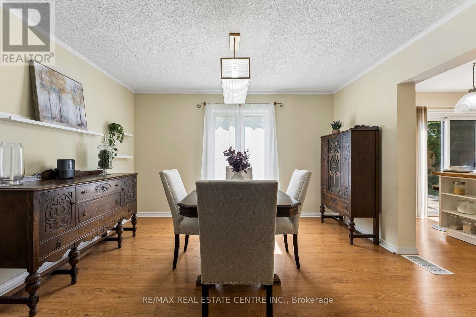 29 Blueridge Square, Brampton, Ontario  L6Z 1A2 - Photo 10 - W13649712