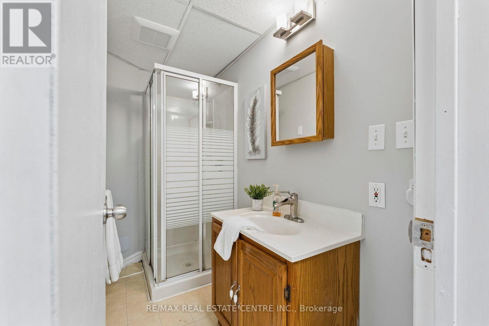 29 Blueridge Square, Brampton, Ontario  L6Z 1A2 - Photo 37 - W13649712