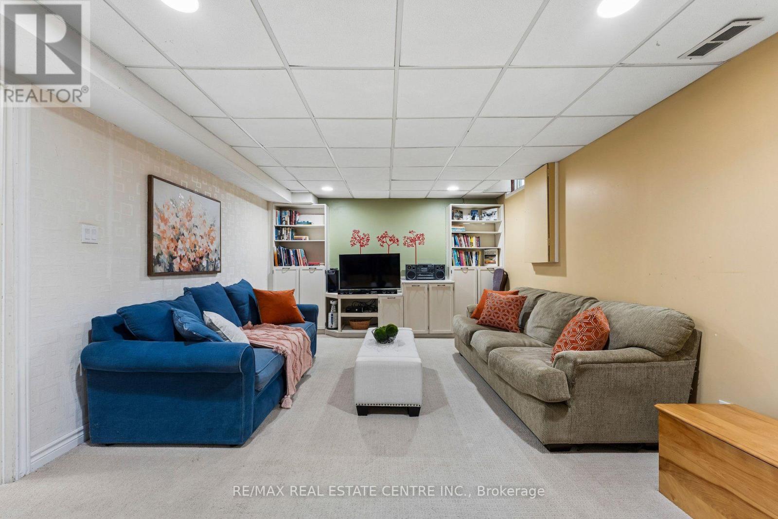 29 Blueridge Square, Brampton, Ontario  L6Z 1A2 - Photo 40 - W13649712