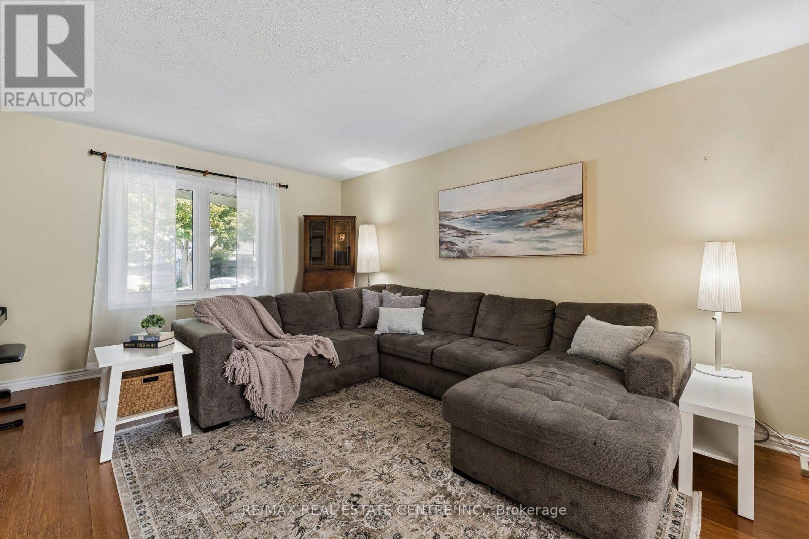 29 Blueridge Square, Brampton, Ontario  L6Z 1A2 - Photo 8 - W13649712