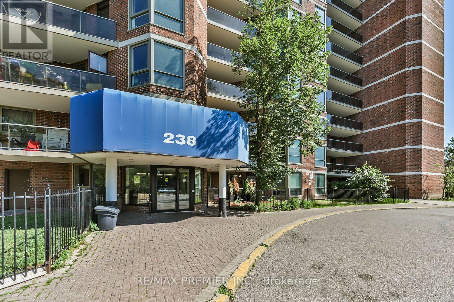 408 - 238 Albion Road, Toronto, Ontario  M9W 6A7 - Photo 2 - W13649770