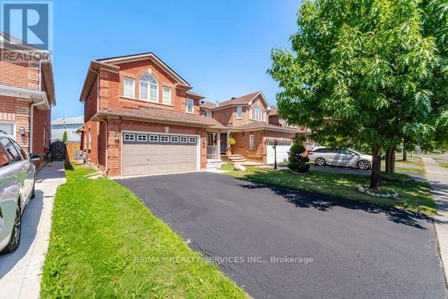 92 Orchid Drive, Brampton, Ontario  L7A 2C4 - Photo 2 - W13649776