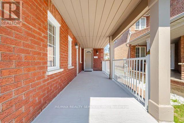 92 Orchid Drive, Brampton, Ontario  L7A 2C4 - Photo 5 - W13649776