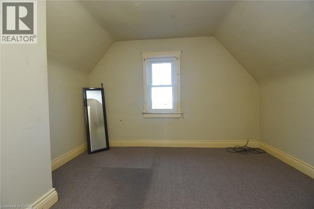 215 Paling Avenue, Hamilton, Ontario  L8H 5J6 - Photo 16 - 40854180