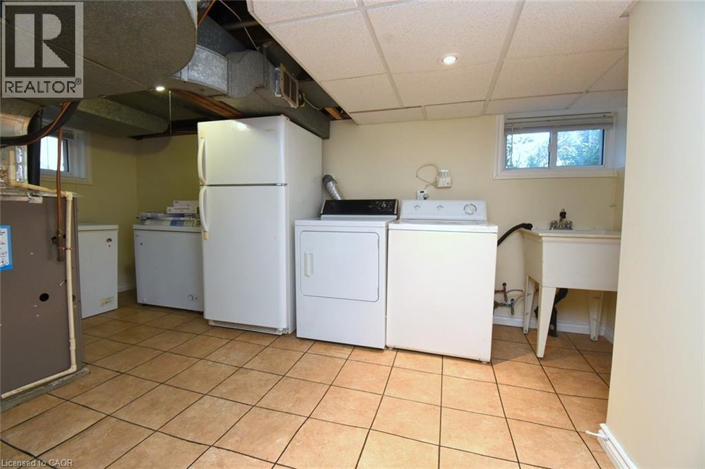 215 Paling Avenue, Hamilton, Ontario  L8H 5J6 - Photo 26 - 40854180