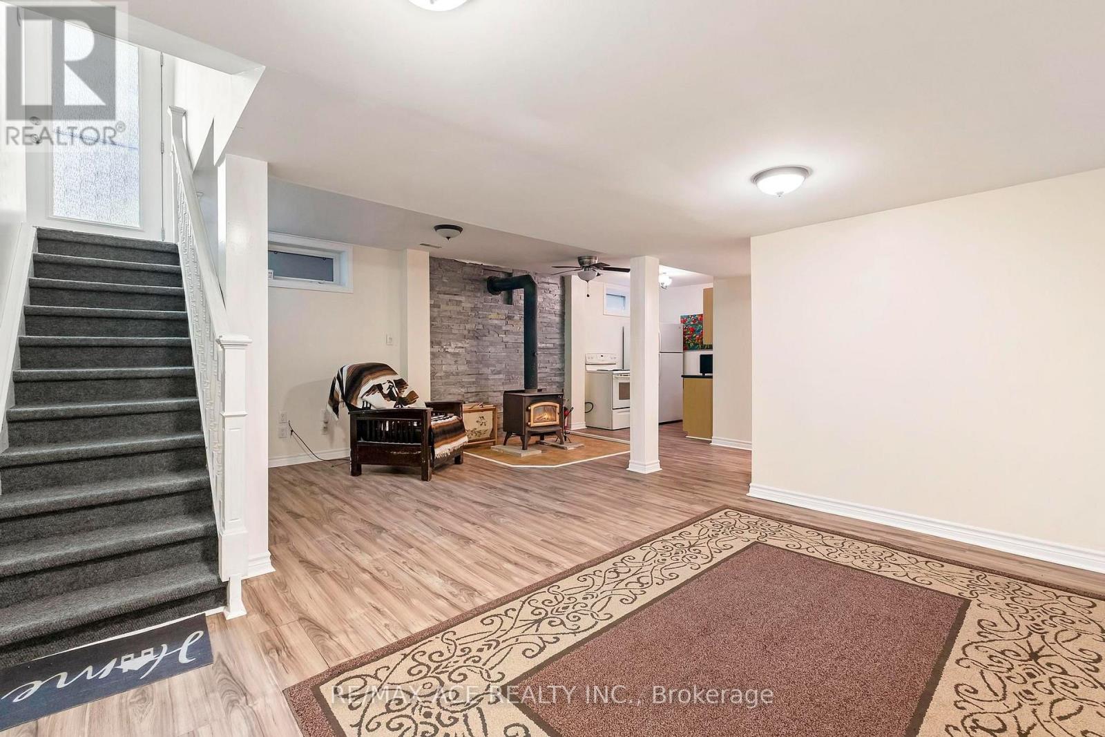 11 Maple Lane, Caledon, Ontario L7E 0L3 - Photo 17 - W13647958