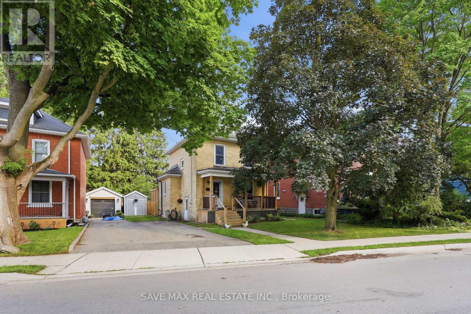 347 Dover Street S, Cambridge, Ontario N3H 1L6 - Photo 2 - X13649762