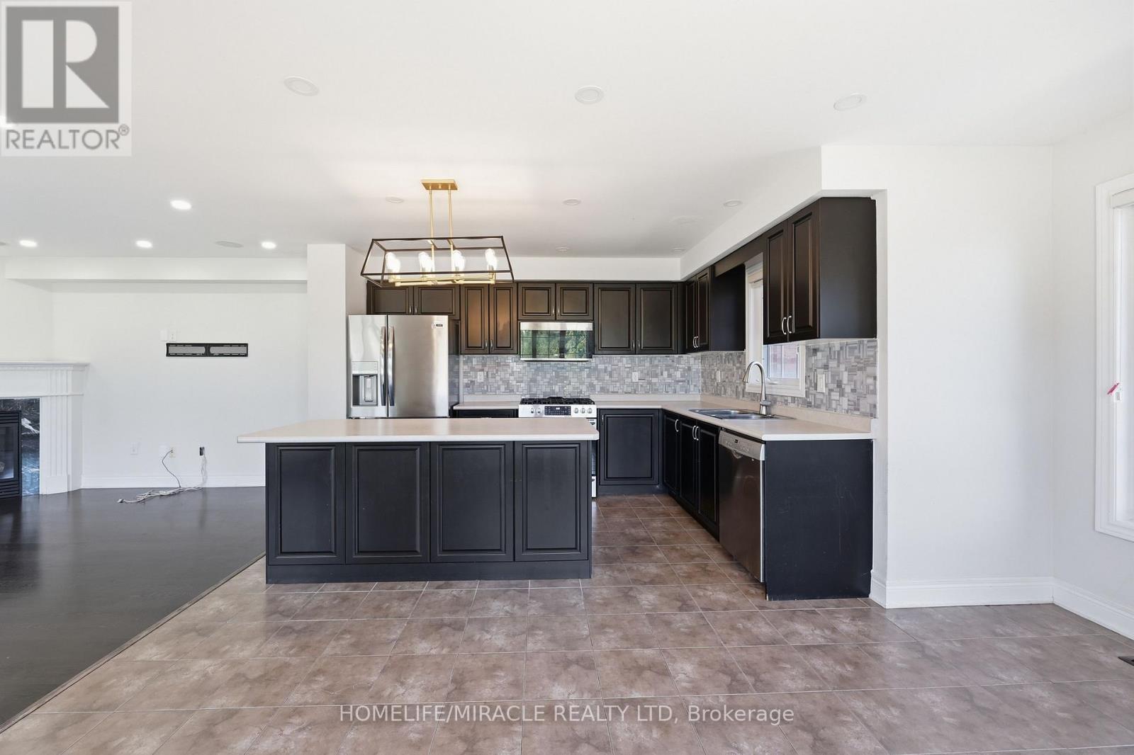 15 Mcphail Place, Hamilton, Ontario  L8B 0R5 - Photo 16 - X13649856