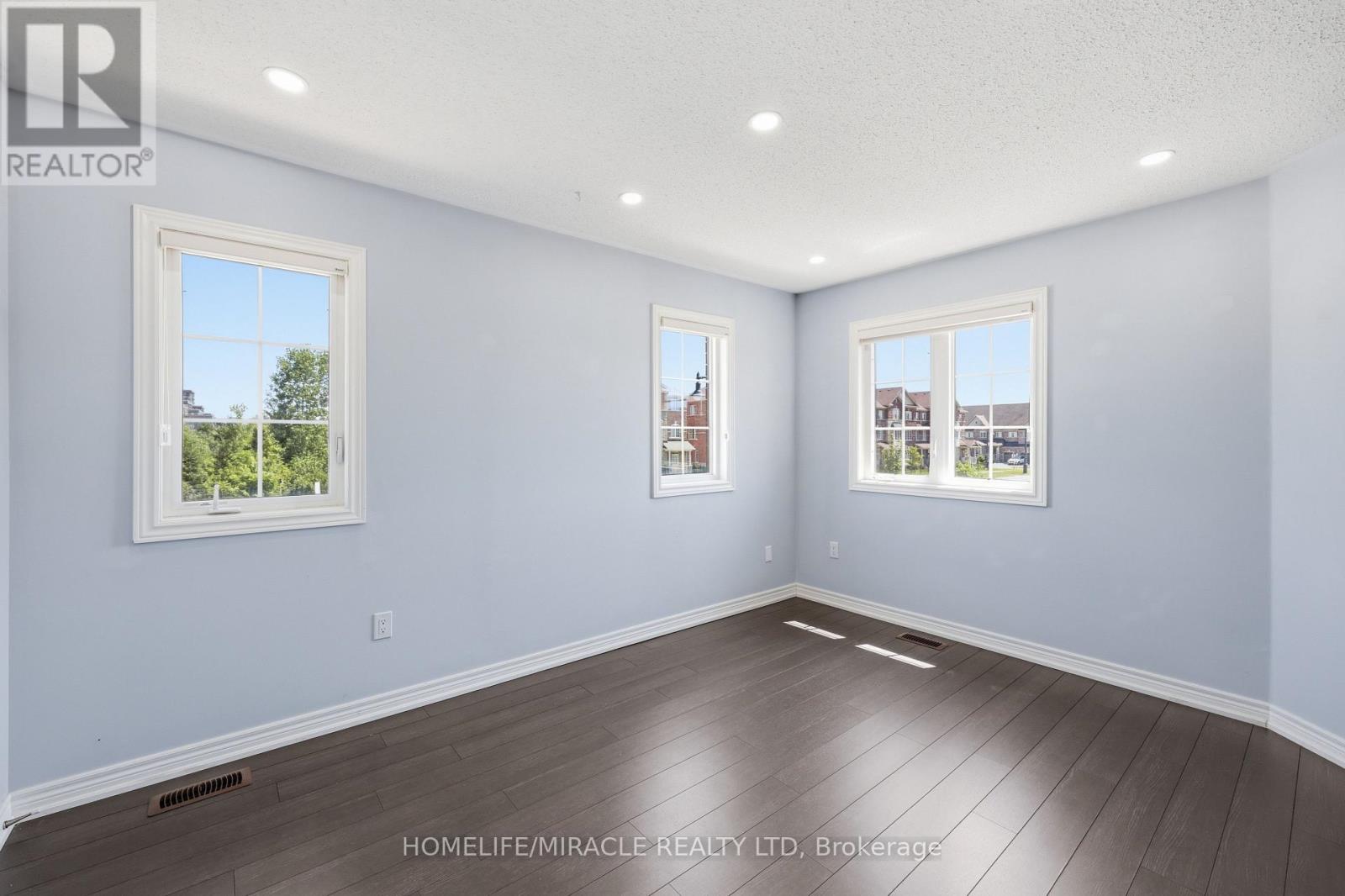 15 Mcphail Place, Hamilton, Ontario  L8B 0R5 - Photo 29 - X13649856