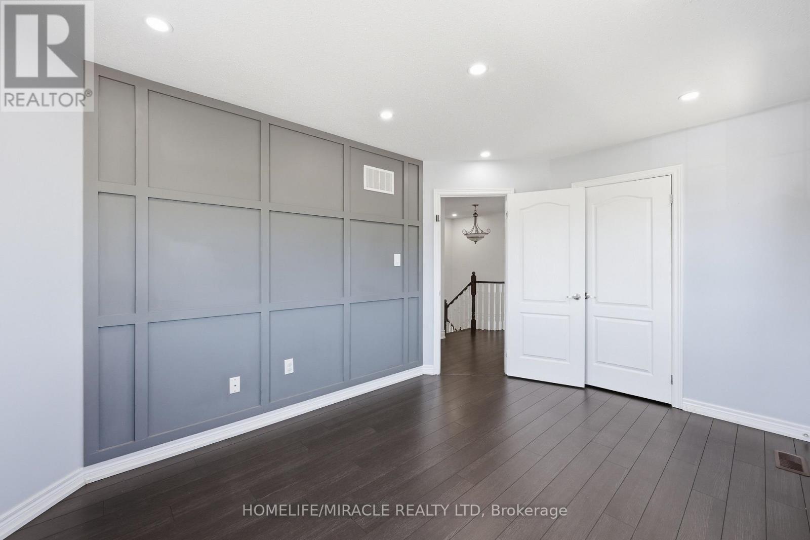 15 Mcphail Place, Hamilton, Ontario  L8B 0R5 - Photo 30 - X13649856