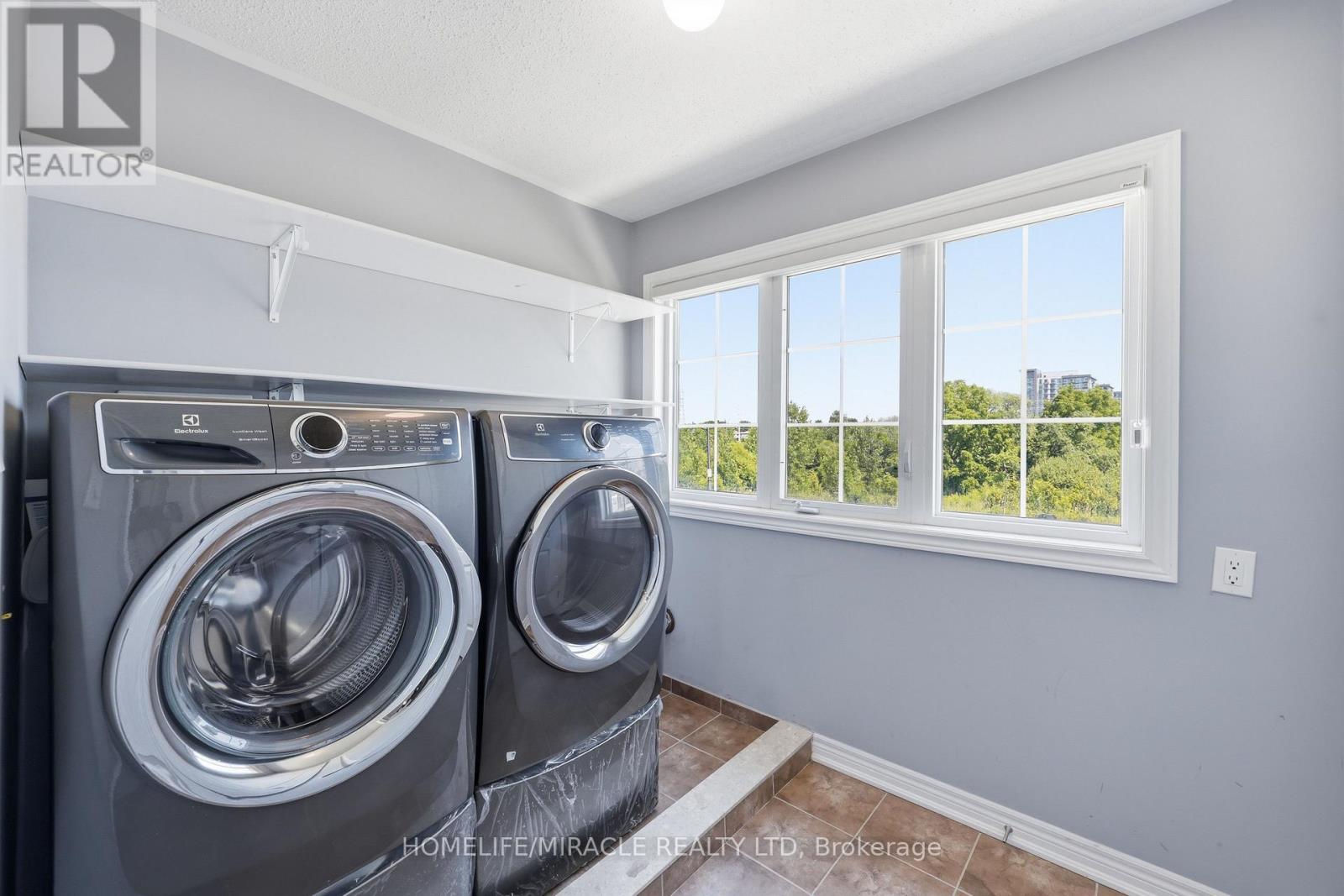 15 Mcphail Place, Hamilton, Ontario  L8B 0R5 - Photo 39 - X13649856