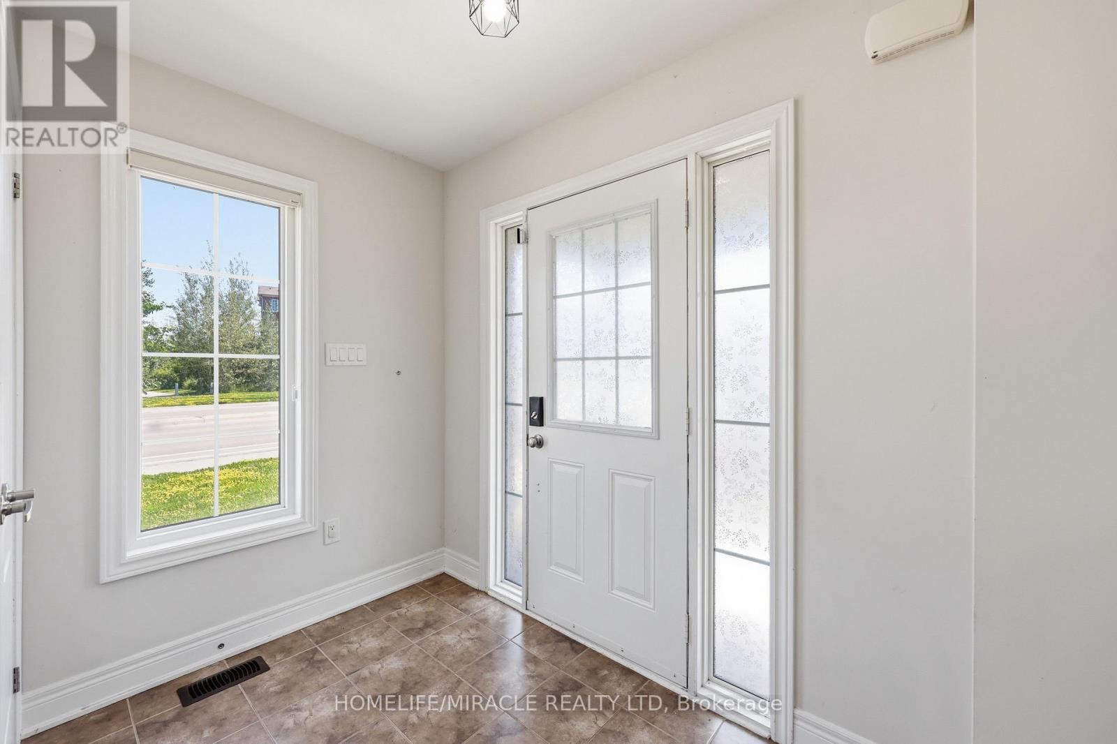 15 Mcphail Place, Hamilton, Ontario  L8B 0R5 - Photo 8 - X13649856
