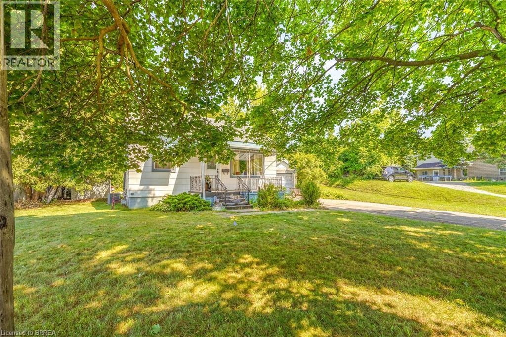 45 Wellington Street, Paris, Ontario  N3L 1T2 - Photo 3 - 40853179