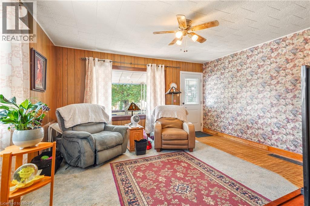 45 Wellington Street, Paris, Ontario  N3L 1T2 - Photo 8 - 40853179