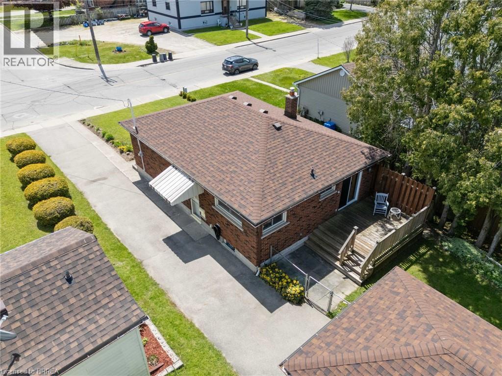 404 Grey Street, Brantford, Ontario  N3S 4X4 - Photo 3 - 40854173