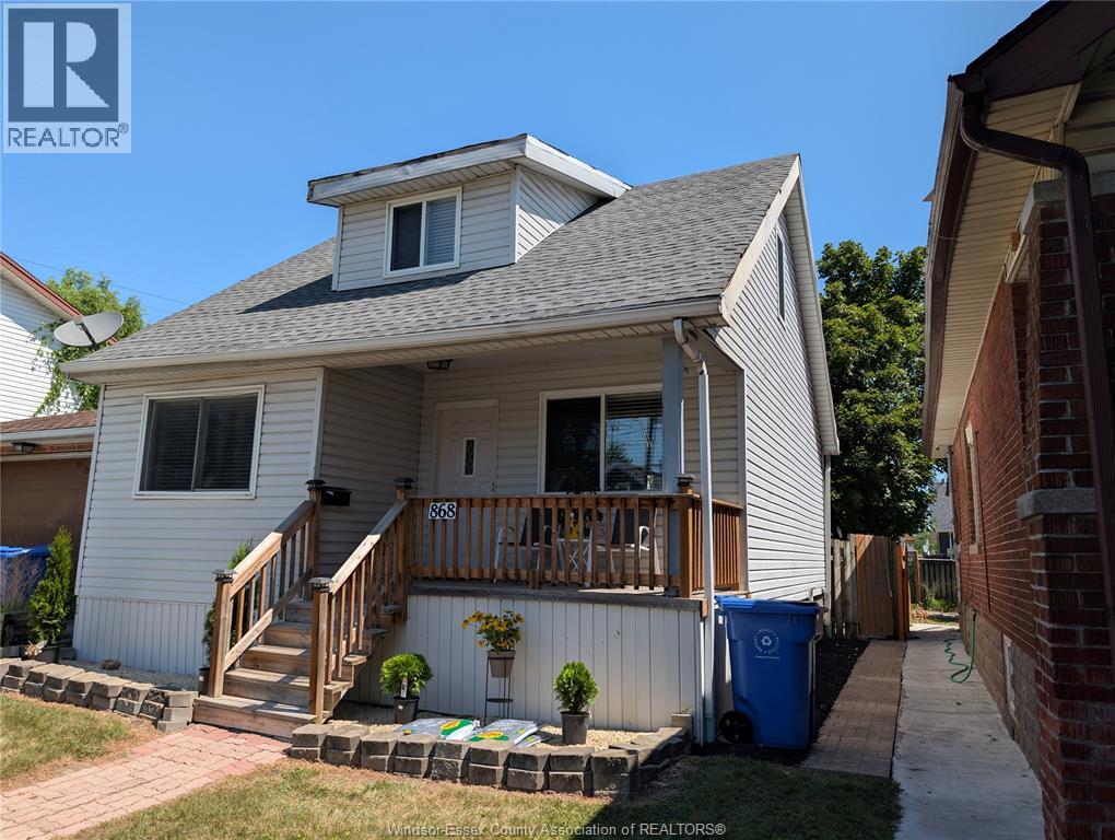 MLS# 26019182: 868 ELM, Windsor, Canada