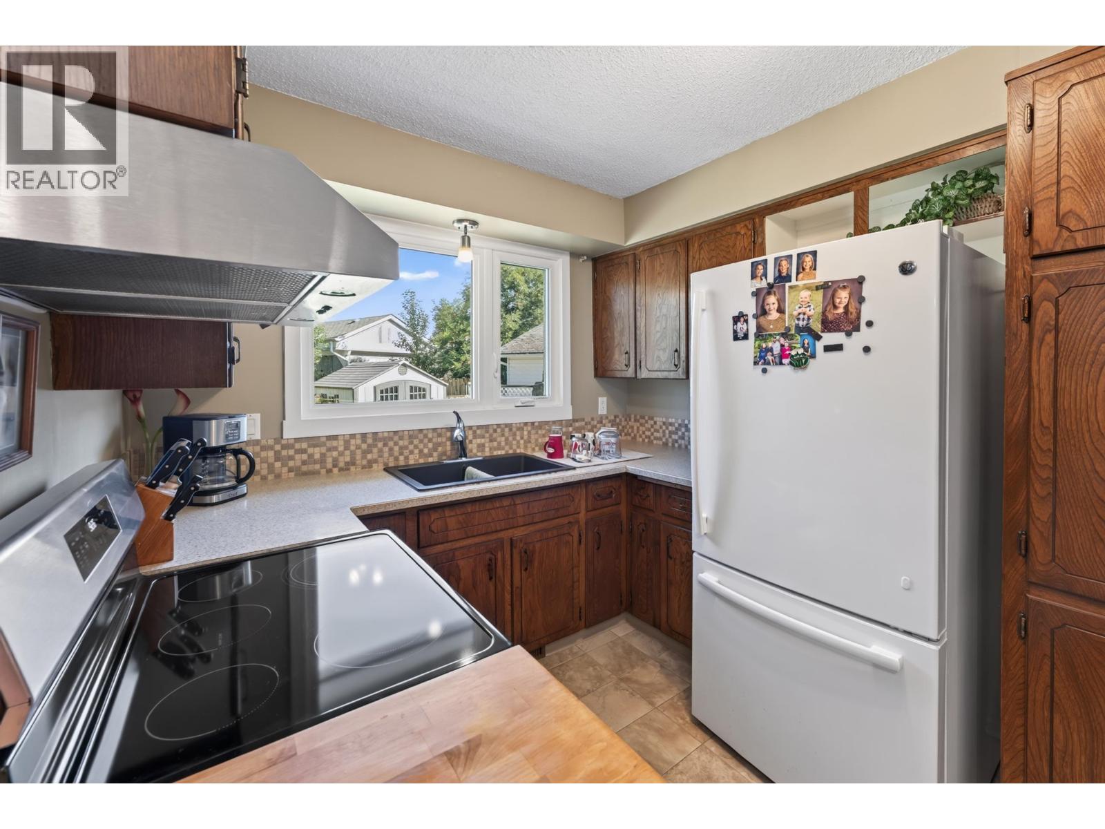 2460 Devonshire Crescent, Prince George, British Columbia  V2N 1C8 - Photo 5 - R3153661
