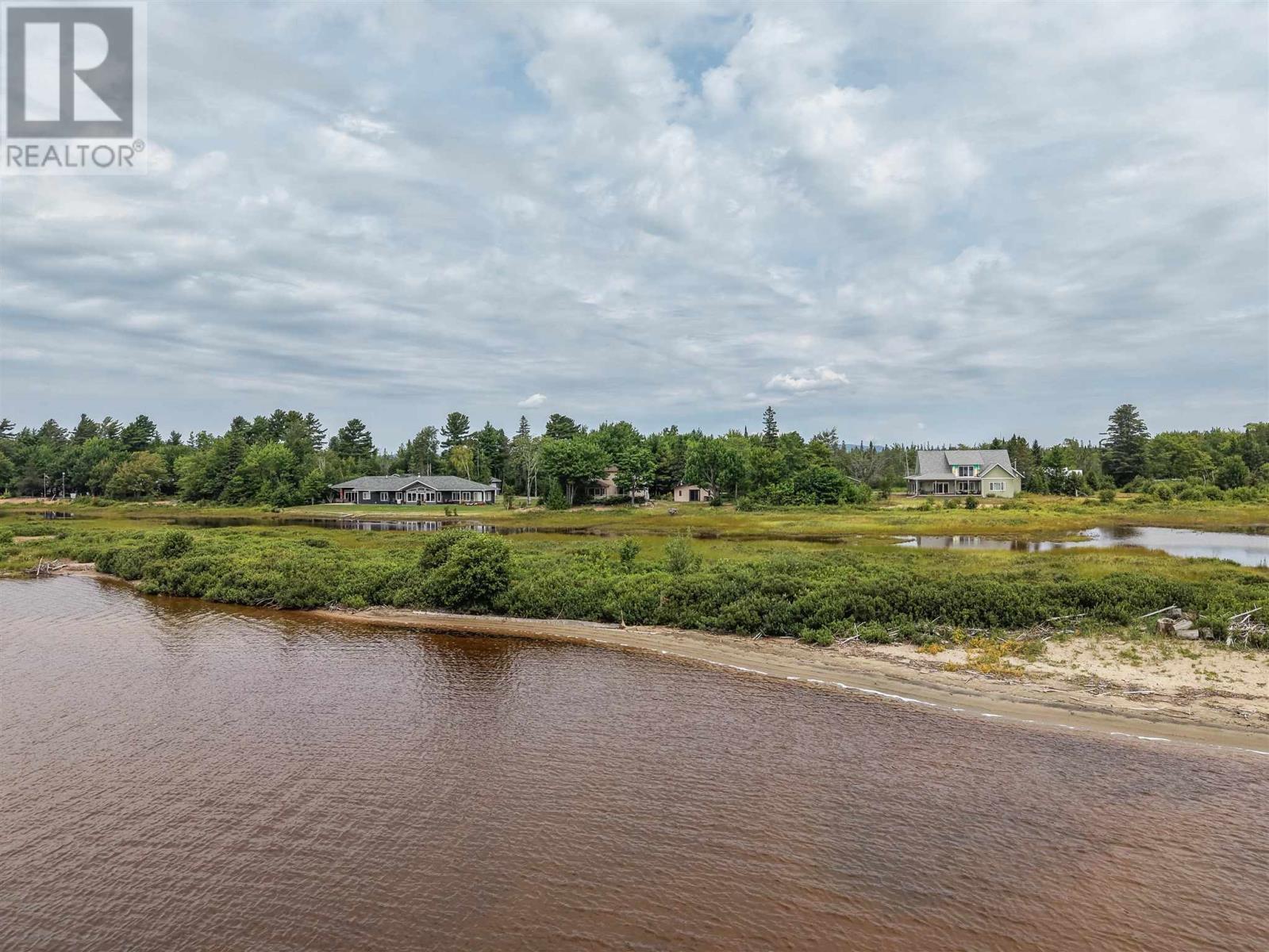1966 Pineshores Dr, Goulais River, Ontario  P0S 1E0 - Photo 14 - SM262095