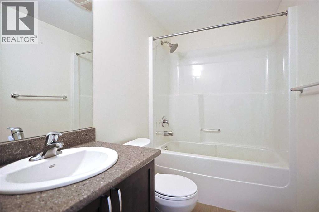 904, 10 Brentwood Common NW, Calgary, Alberta  T2L 2L6 - Photo 21 - A2335081