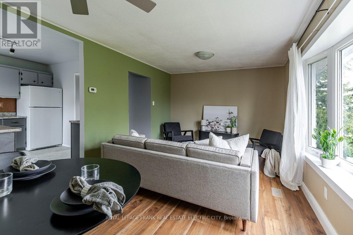293 Welsh Street, Peterborough, Ontario  K9H 1K8 - Photo 14 - X13649984