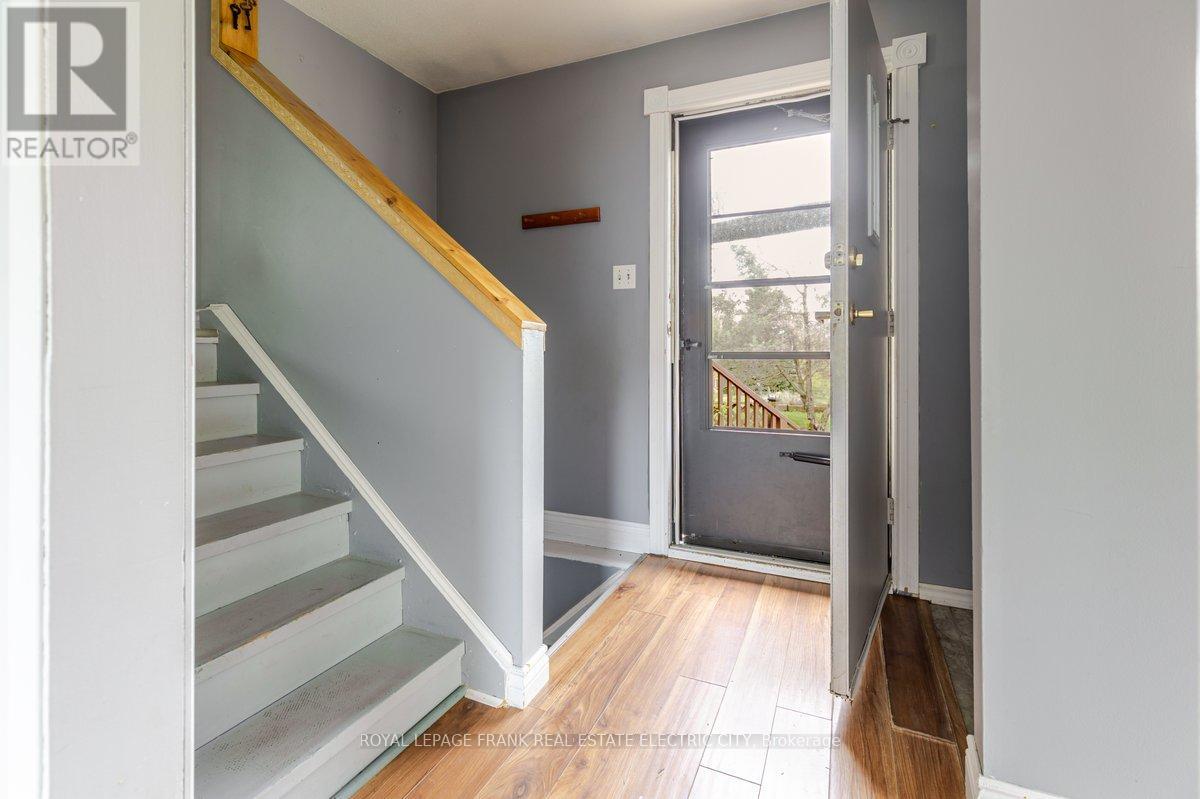 293 Welsh Street, Peterborough, Ontario  K9H 1K8 - Photo 3 - X13649984