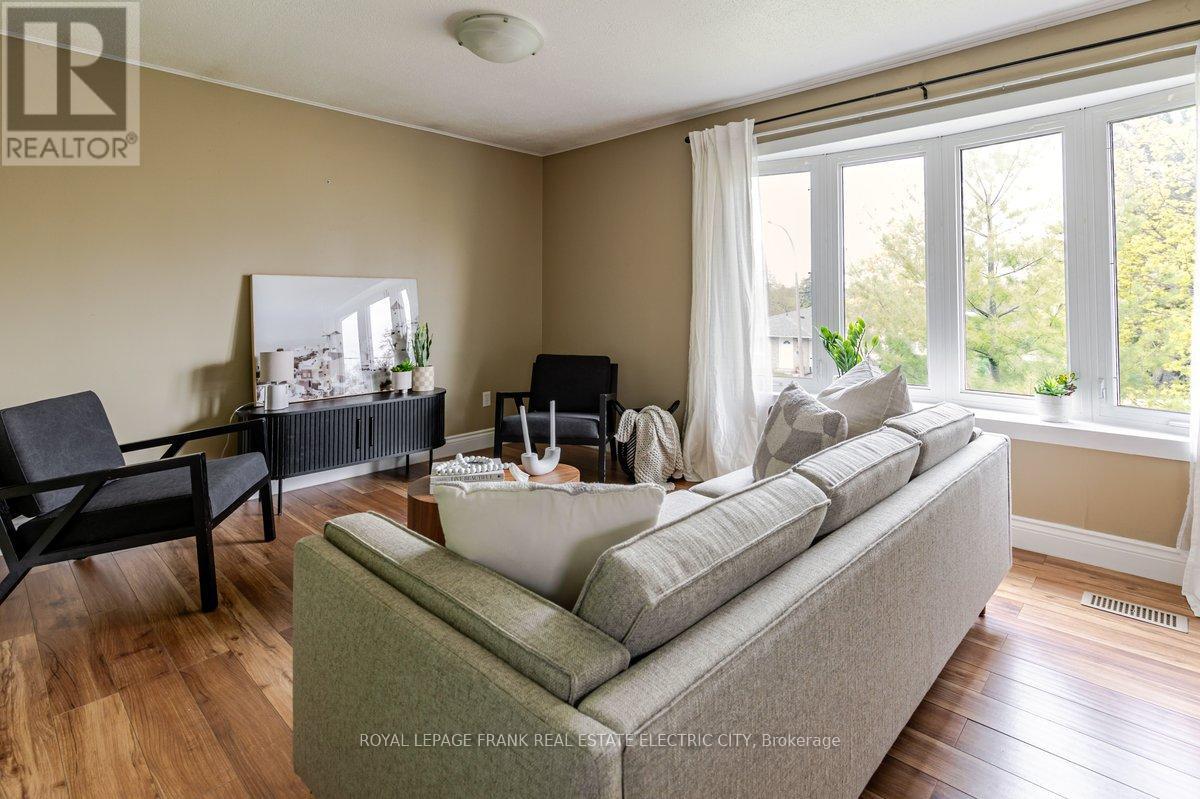 293 Welsh Street, Peterborough, Ontario  K9H 1K8 - Photo 7 - X13649984