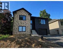 16 Mayflower Street, Fredericton, New Brunswick